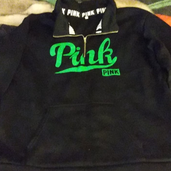 Tops - Sweatshirt